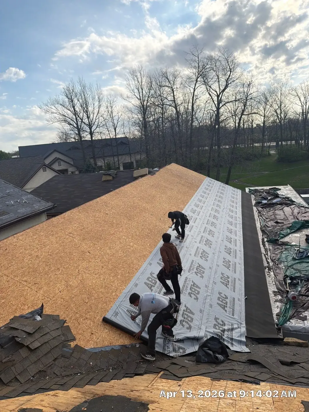 Manufacturer-certified roof installation in Market East