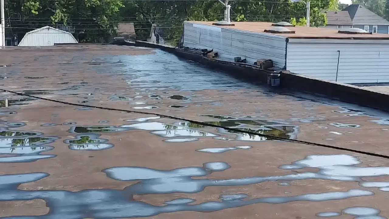 Commercial Roof Repair Market East: Fast Service & Pricing